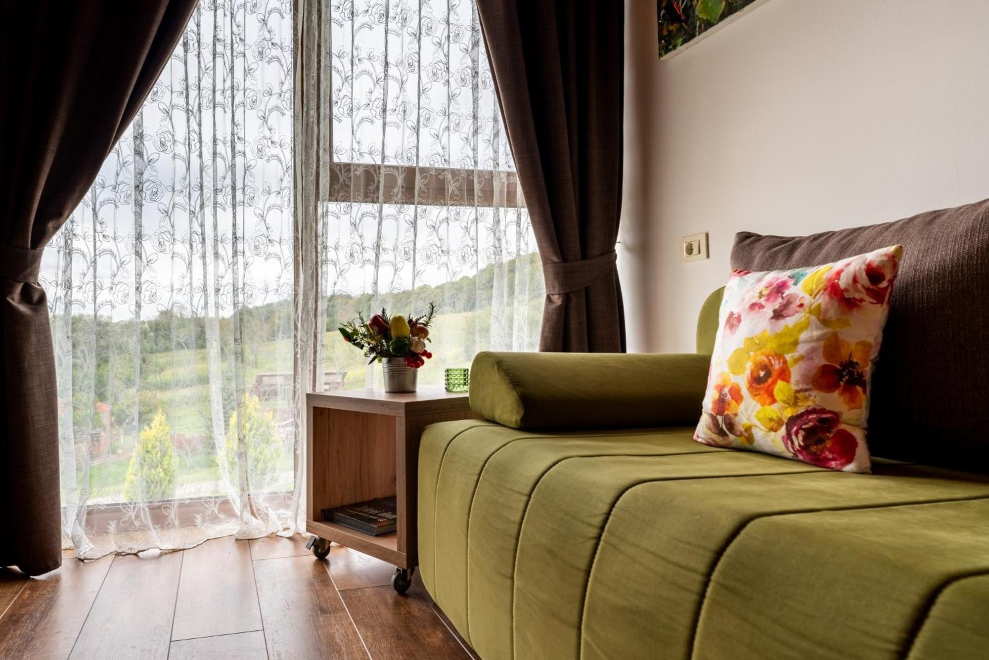 Bed&Breakfast Vinarija Coner Bjelovar Exterior foto